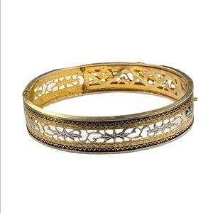 Antique Cheever Tweedy & Co. Edwardian Filigree Enamel Hinged Bangle Bra…